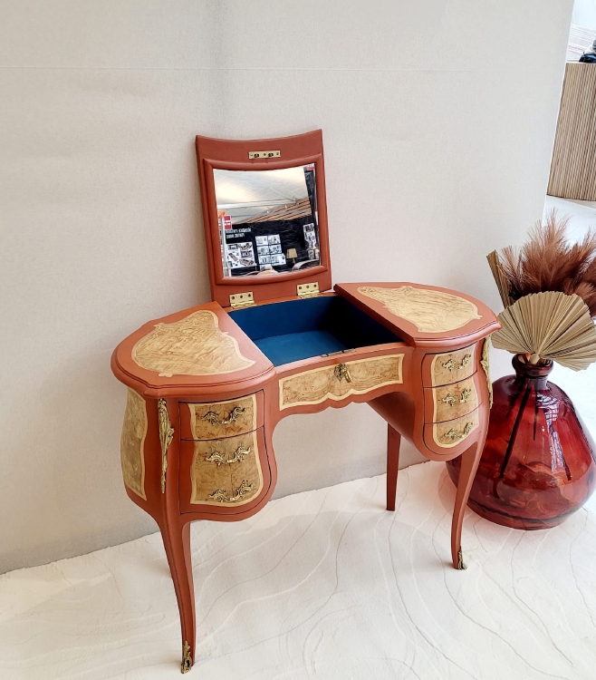 Sabrina BRULAY - Nina B Art du Mobilier